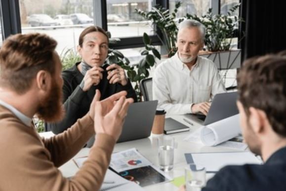 imagen 01 2 4 courtier en énergie