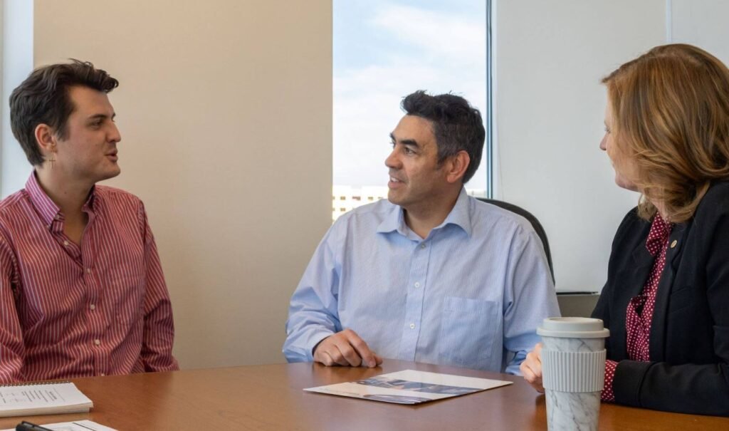 imagen 01 7 1 courtier en énergie